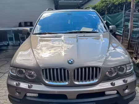 BMW X5 44i 4.4 320