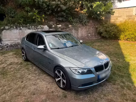 BMW Série 3 325i 2.5 218