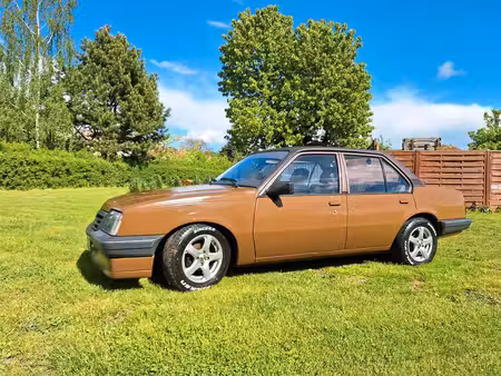 Opel Ascona 