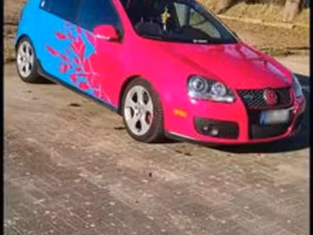 Volkswagen Golf GTI 2.0 TSI 235