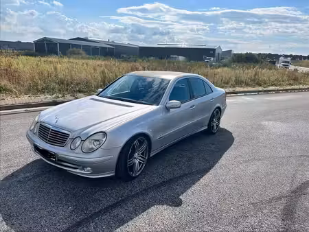 Mercedes-Benz Classe E E 320