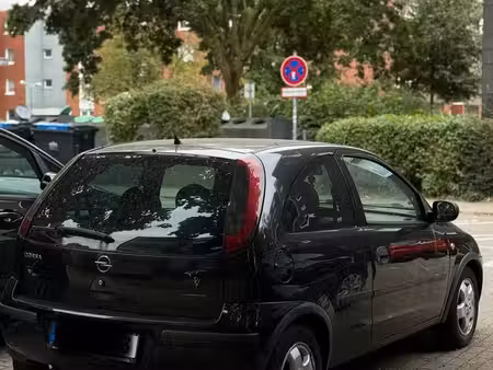 Opel Corsa 1.2 80