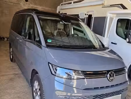 Volkswagen Transporter T7 2.0 TDI 150