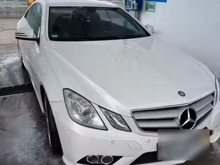 Mercedes-Benz Classe E E 200