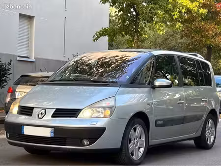 Renault Espace V6 3.0 dCi 180