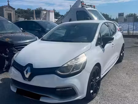 Renault Clio RS 1.6 T 200
