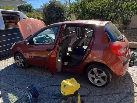 Renault Clio 1.2 75
