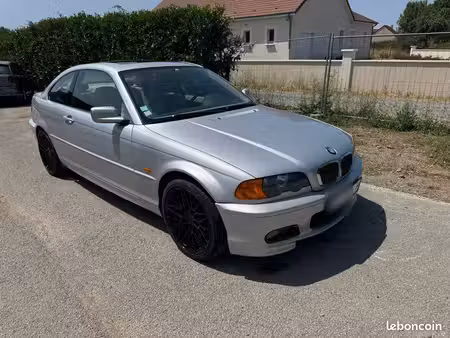 BMW Série 3 328i 170