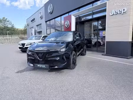 Alfa Romeo Junior Ibrida 1.2 145