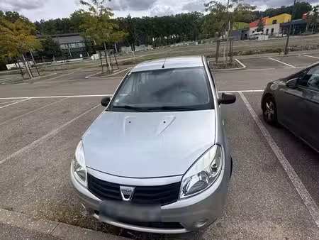 Dacia Sandero 75