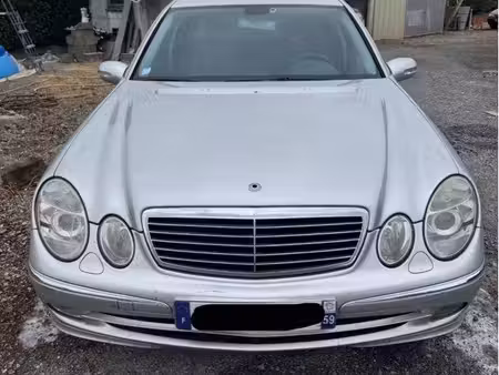 Mercedes-Benz Classe E E 220 2.1 150
