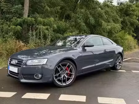 Audi A5 V6 2.7 TDI 190