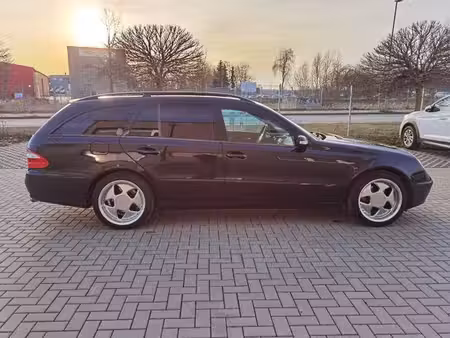 Mercedes-Benz Classe E E 200