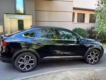 Renault Arkana E-Tech 1.6 145 Intens