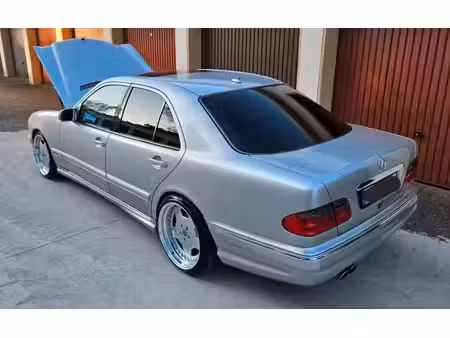 Mercedes-Benz Classe E E 55 AMG