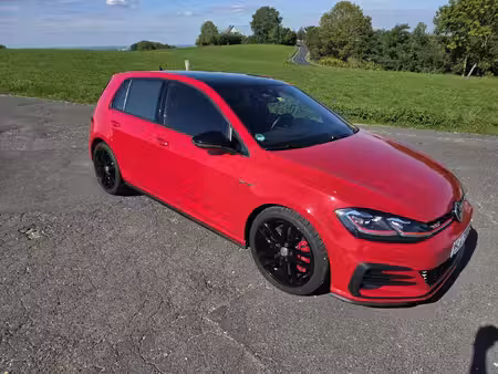 Volkswagen Golf GTI 2.0 Performance