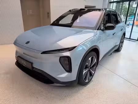 NIO EL6 