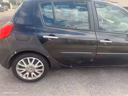 Renault Clio 1.5 dCi 105 Initiale