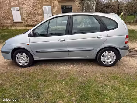 Renault Scénic 