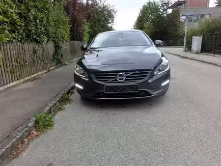 Volvo V60 D5 2.4 215