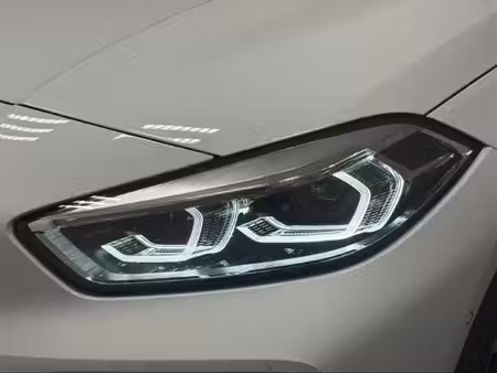 BMW Série 1 118i 1.5 136