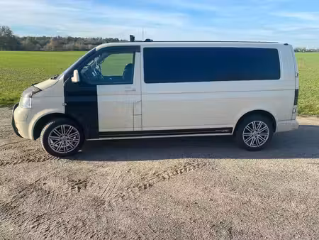 Volkswagen Transporter T5 2.5 TDI 130