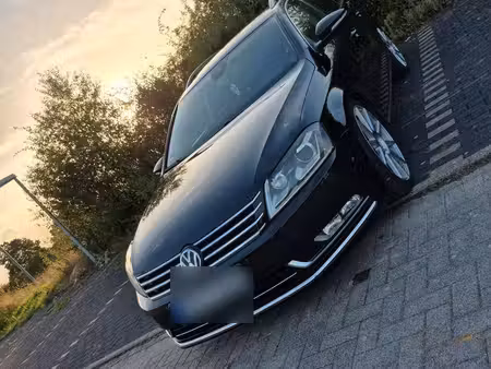 Volkswagen Passat VR6 V6 3.6 FSI 300 Carat 4Motion