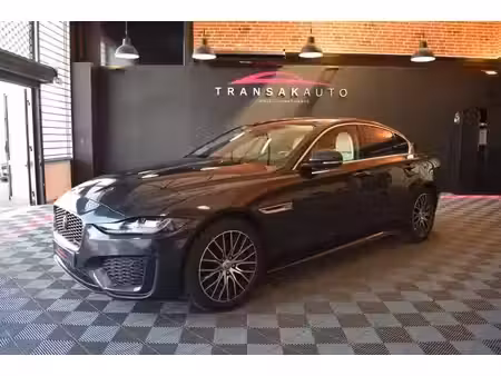 Jaguar XE D200 2.0 204 R Dynamic SE 4x4