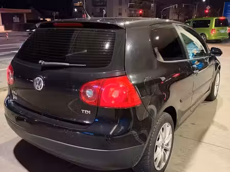 Volkswagen Golf 1.9 TDI 90