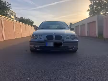 BMW Série 3 318i 2.0 143
