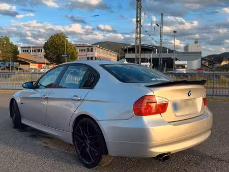 BMW Série 3 320i 2.0 150