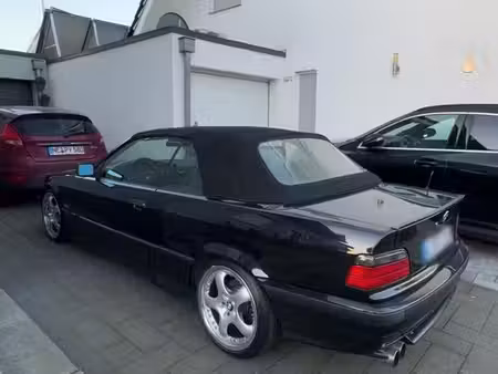 BMW Série 3 318i 1.8 115