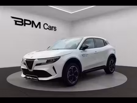 Alfa Romeo Junior Ibrida 1.2 136