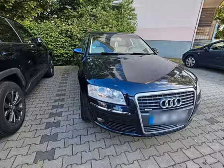 Audi A8 V6 3.2 FSI 260 quattro