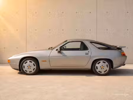 Porsche 928 S4 V8 5.0