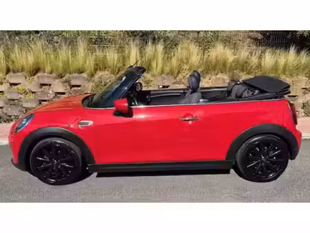 Mini Cabrio Cooper 1.5 136