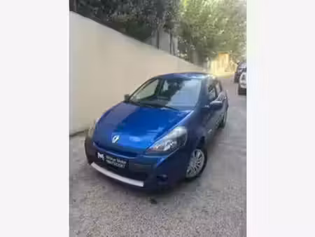 Renault Clio 1.2 75 TomTom Live
