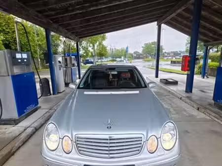 Mercedes-Benz Classe E E 320 V6 3.0 224