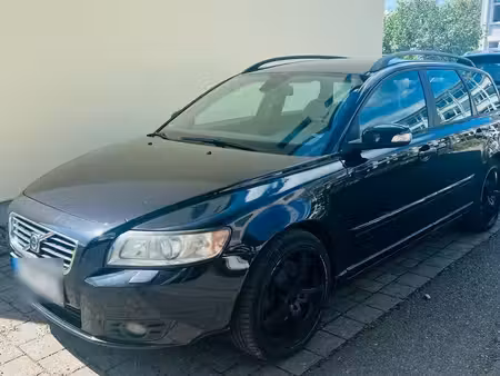 Volvo V50 