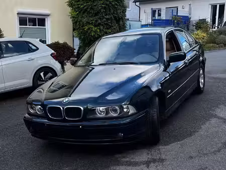 BMW Série 5 520i 2.2 170