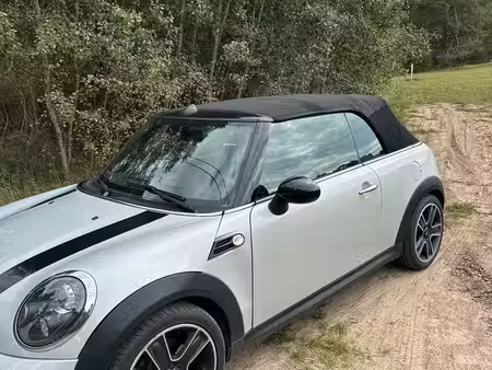 Mini Cabrio Cooper 1.6 122