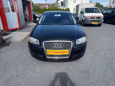 Audi A3 1.6 102 Attraction
