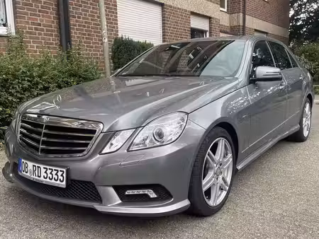 Mercedes-Benz Classe E E 200