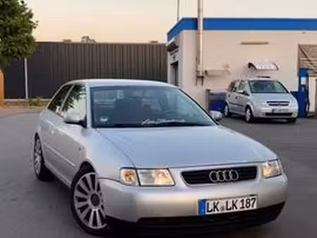 Audi A3 1.6 101