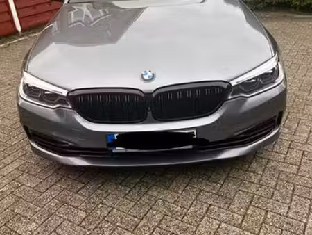BMW Série 5 530d 3.0 265