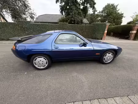 Porsche 928 S4 V8 5.0 320