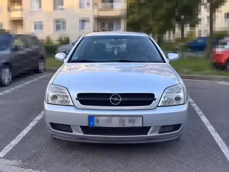 Opel Vectra 2.2 147