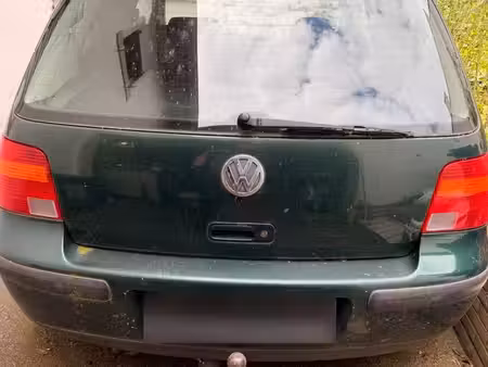 Volkswagen Golf 1.6 105