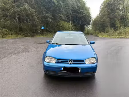 Volkswagen Golf 2.3 150