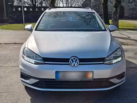 Volkswagen Golf 1.0 TSI 110